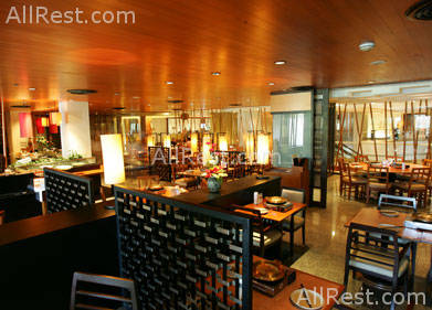 Pathumwan Princess Hotel 8